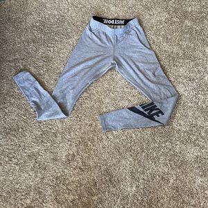 Nike leggings